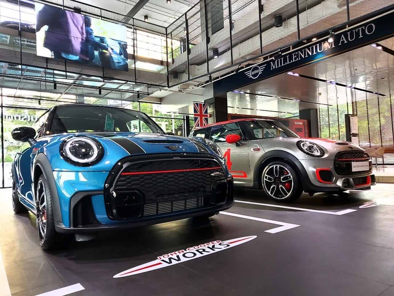 MINI JCW HATCH 60th COOPER VERSION