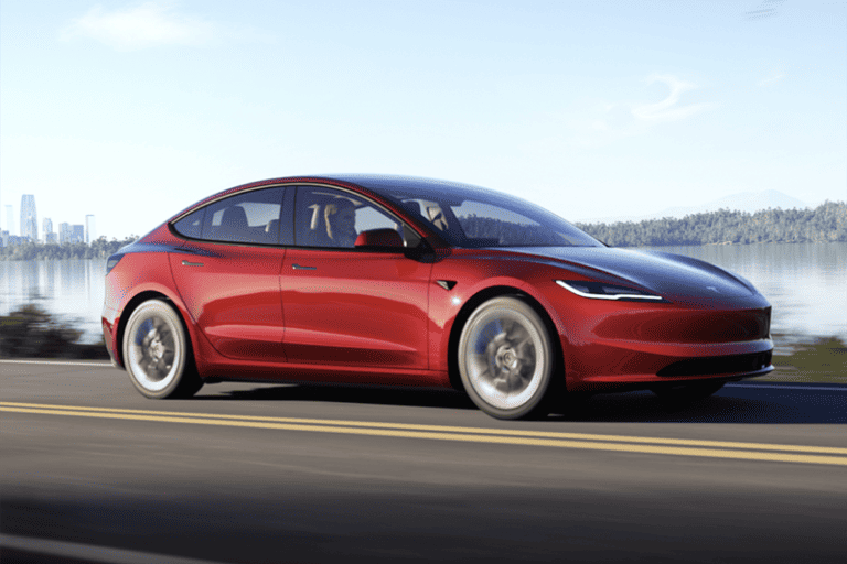 ราคาอย่างเป็นทางการ Tesla Model 3 Refresh Highland 1 599 000