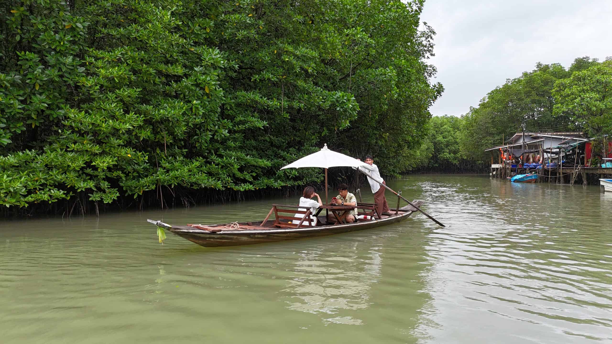 ล่องเรือมาด เกาะช้าง