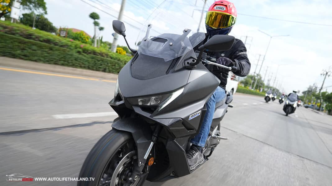 Honda Forza 750
