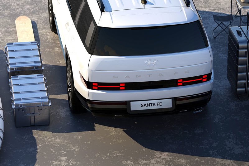Hyundai SANTA FE