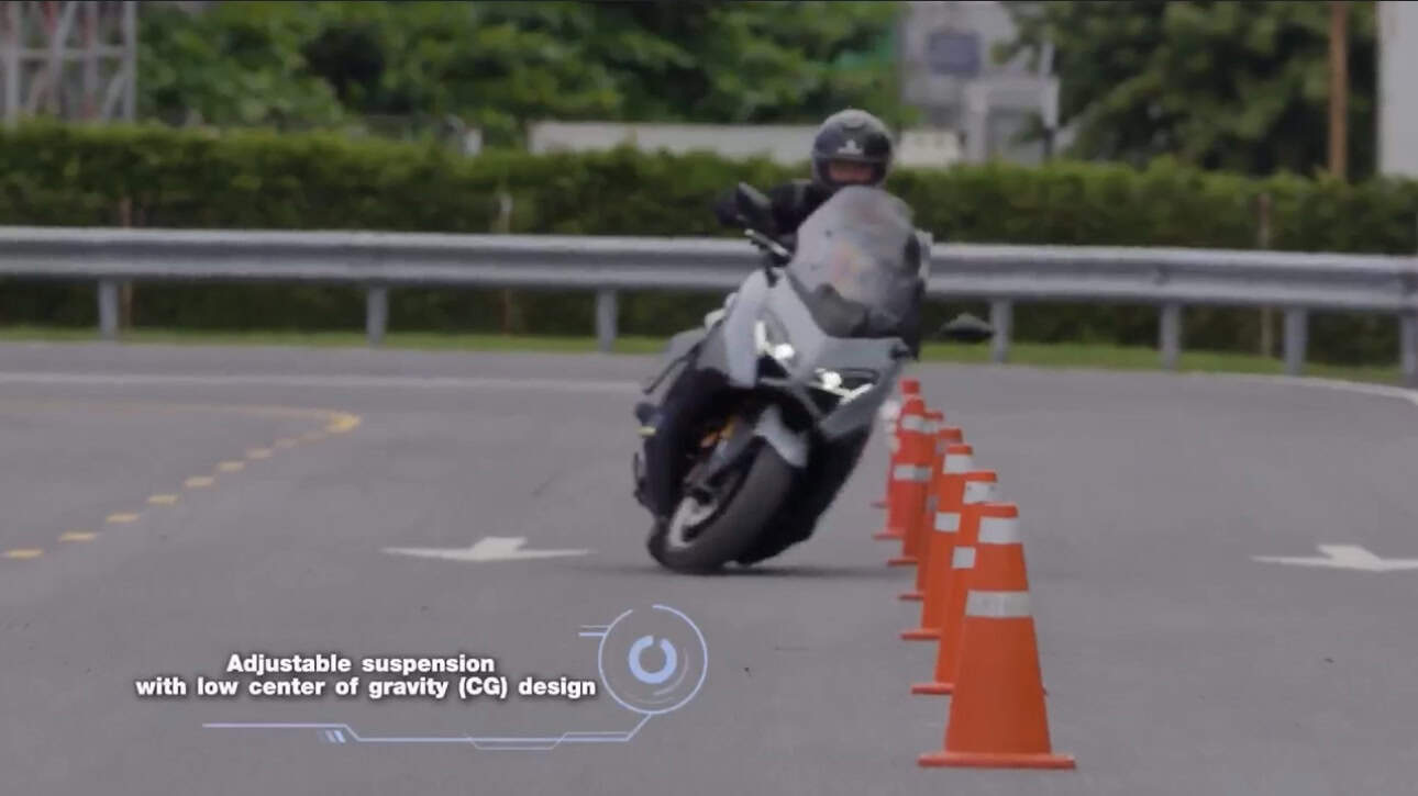 Yamaha TMAX 2025