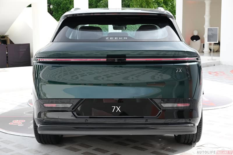 ZEEKR 7X