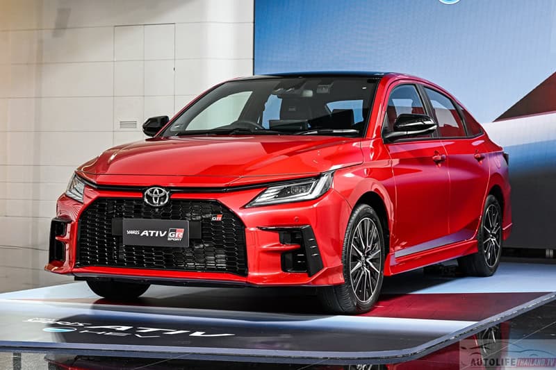 Toyota Yaris ATIV HEV