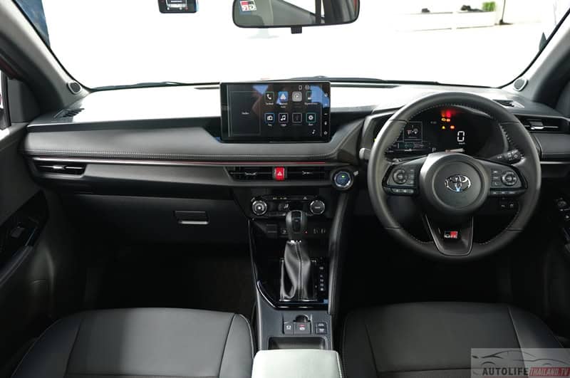 Toyota Yaris ATIV HEV