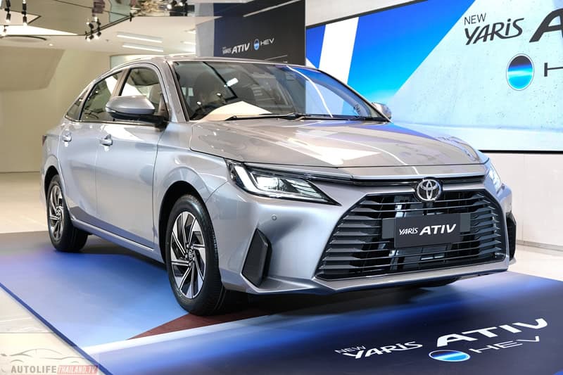 Toyota Yaris ATIV HEV