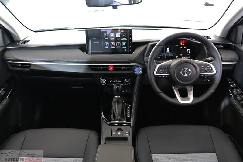 Toyota Yaris ATIV HEV