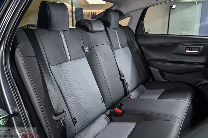 Toyota Yaris ATIV HEV
