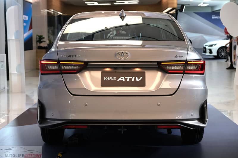 Toyota Yaris ATIV HEV