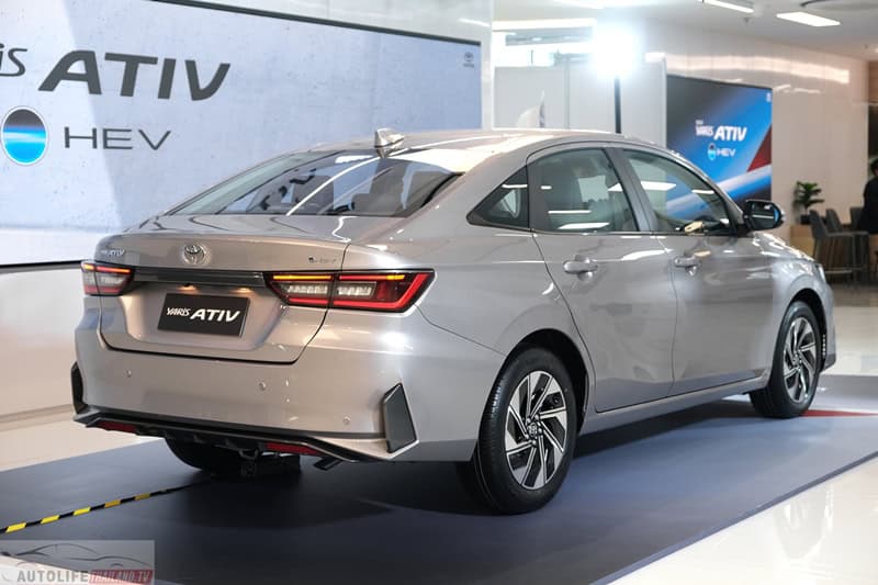 Toyota Yaris ATIV HEV