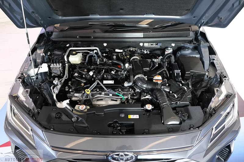 Toyota Yaris ATIV HEV