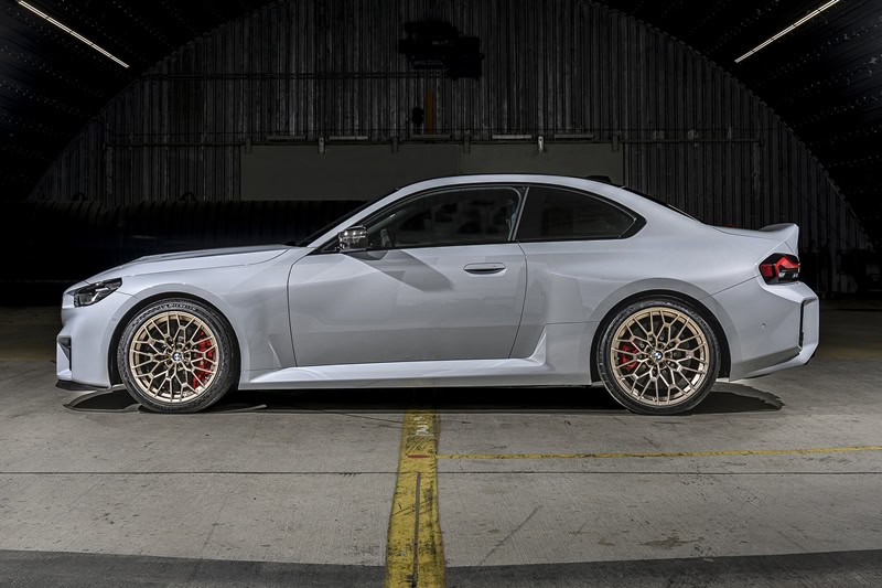 M2 CS