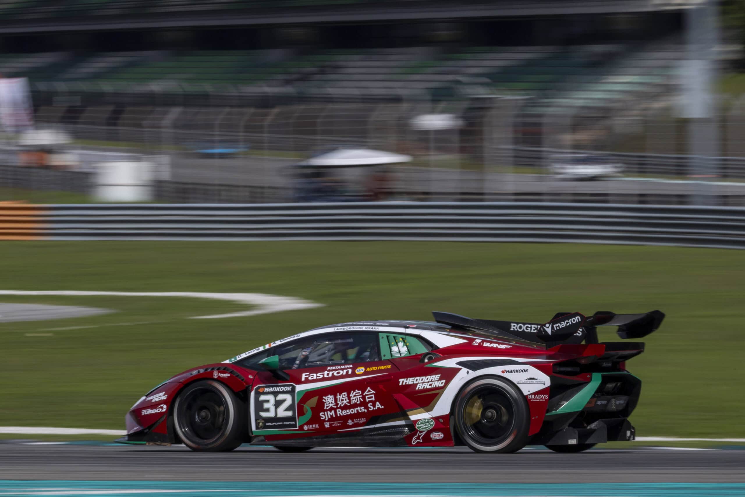 Lamborghini Super Trofeo