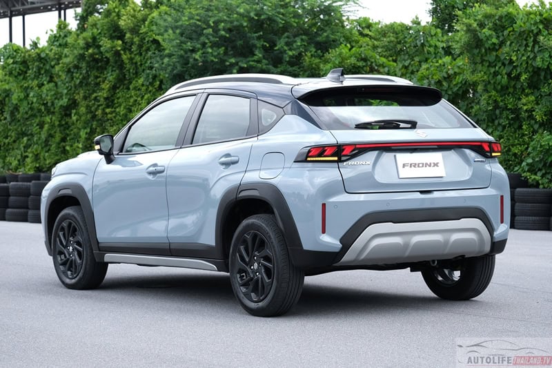 Suzuki Fronx