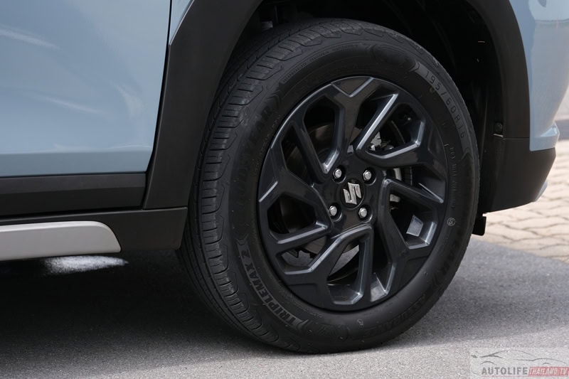 Suzuki Fronx