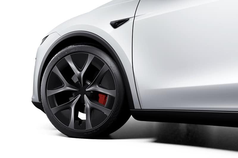 TESLA MODEL Y PERFORMANCE