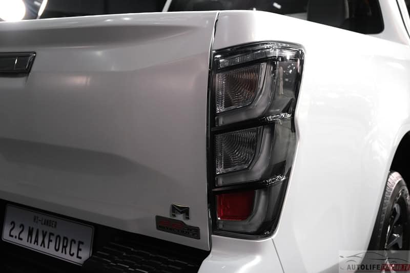 D-max Hi-Lander