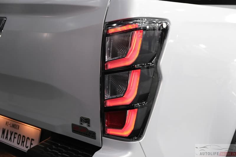 D-max Hi-Lander