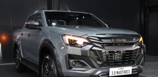 D-Max V-Cross
