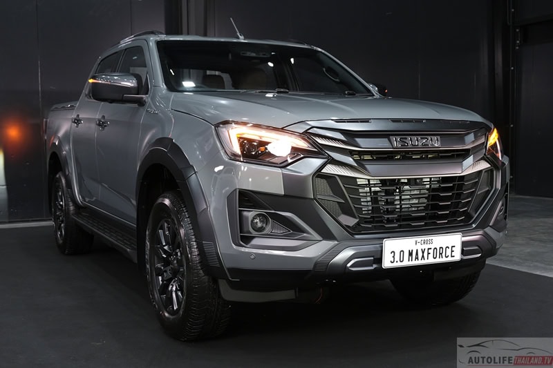 D-Max V-Cross