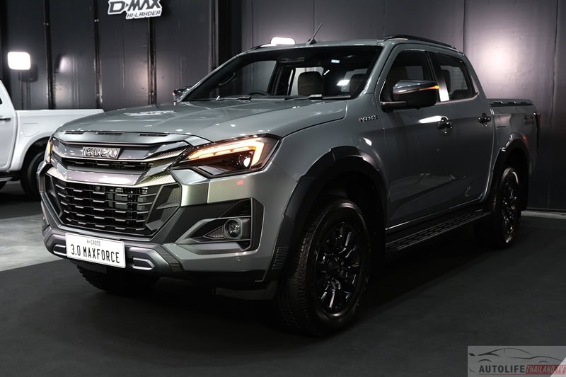 D-Max V-Cross