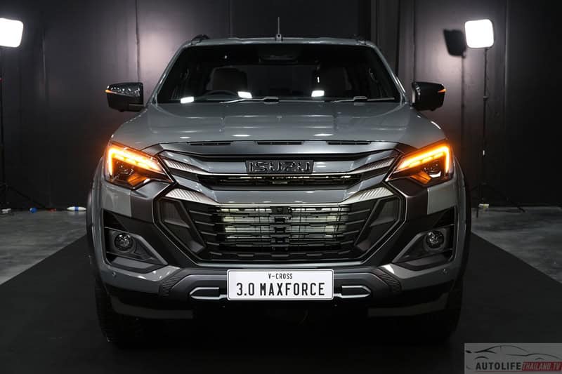 D-Max V-Cross