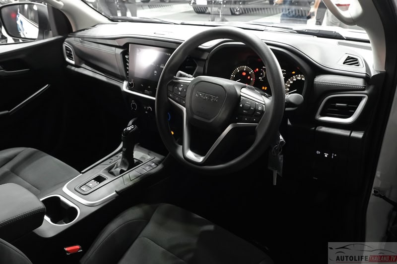 Isuzu MU-X