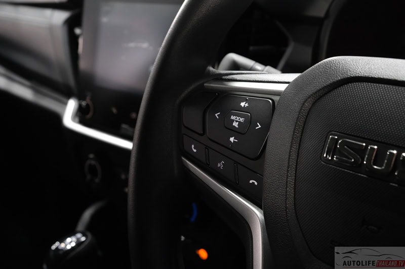 Isuzu MU-X