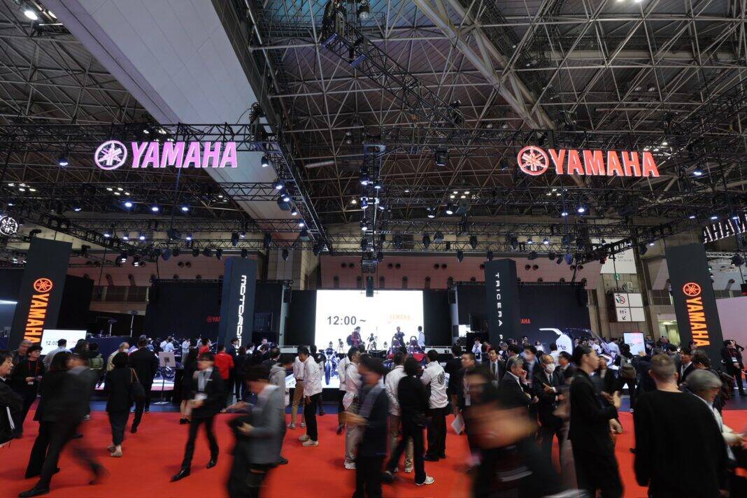 YAMAHA