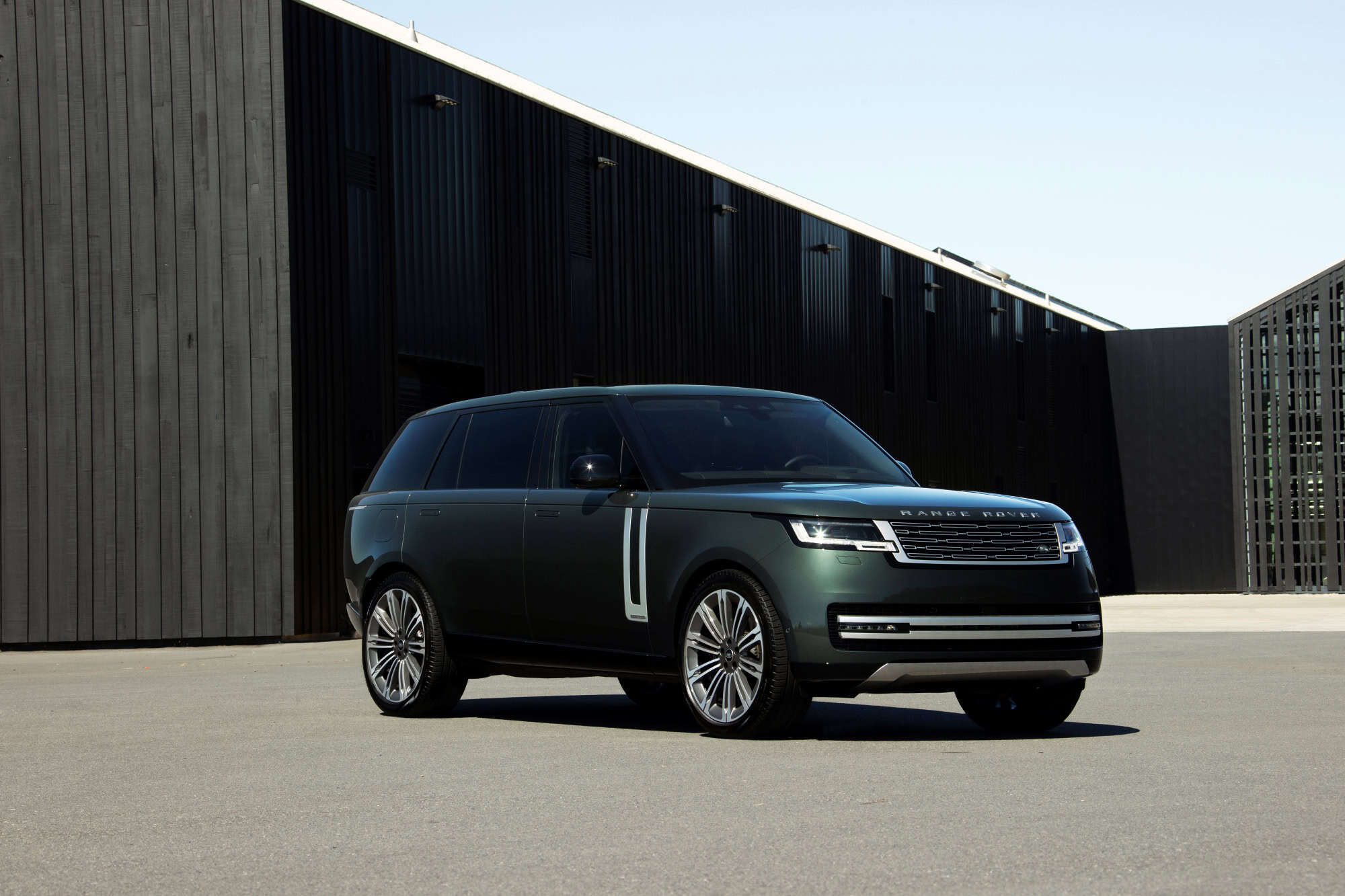 LAND ROVER