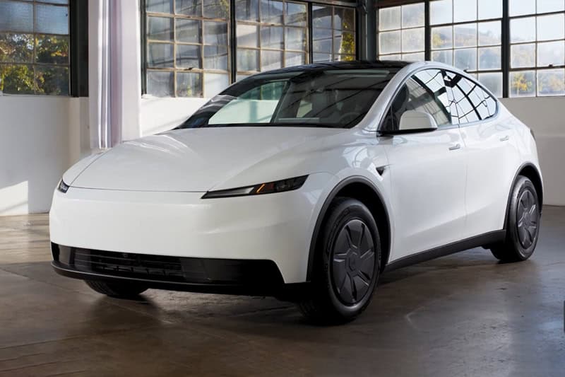TESLA Model Y Standard