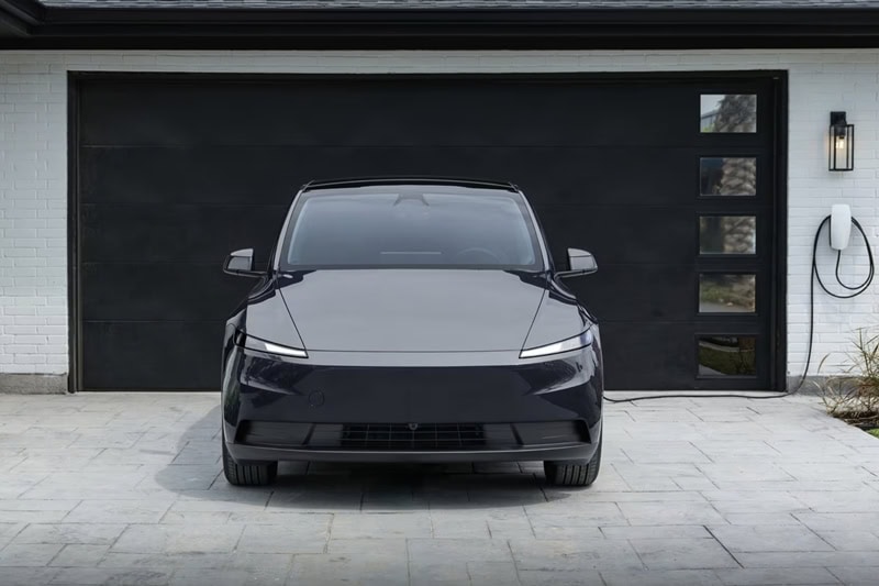TESLA Model Y Standard