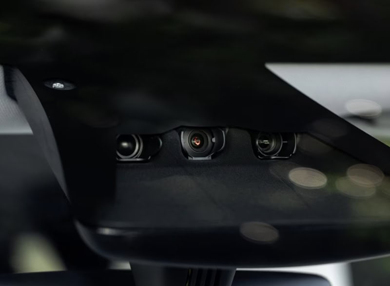 TESLA Model Y Standard