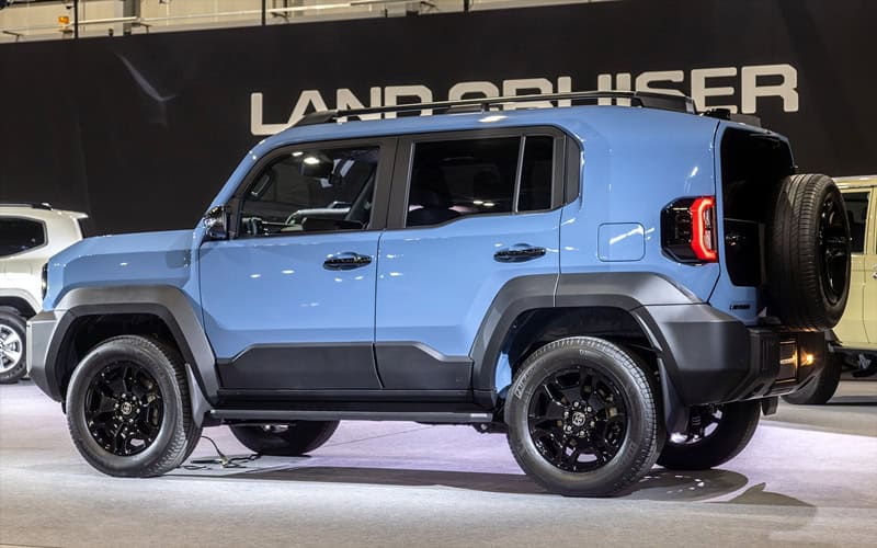 Toyota Land Cruiser FJ