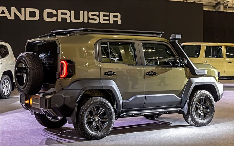 Toyota Land Cruiser FJ