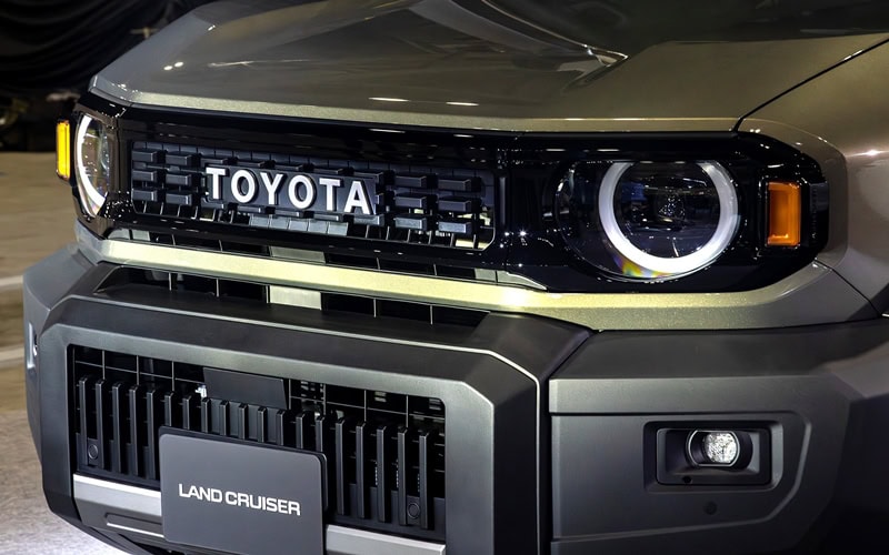Toyota Land Cruiser FJ
