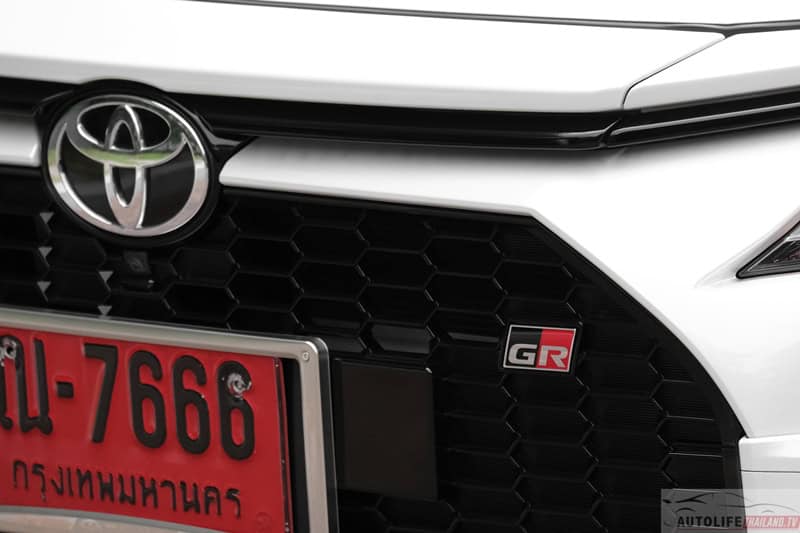Toyota Yaris ATIV HEV