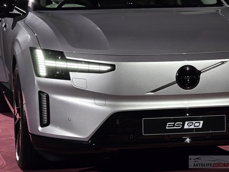 Volvo ES90