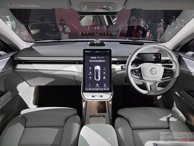 Volvo ES90