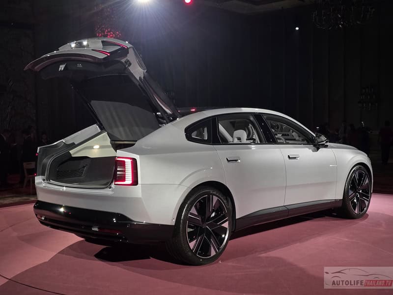 Volvo ES90