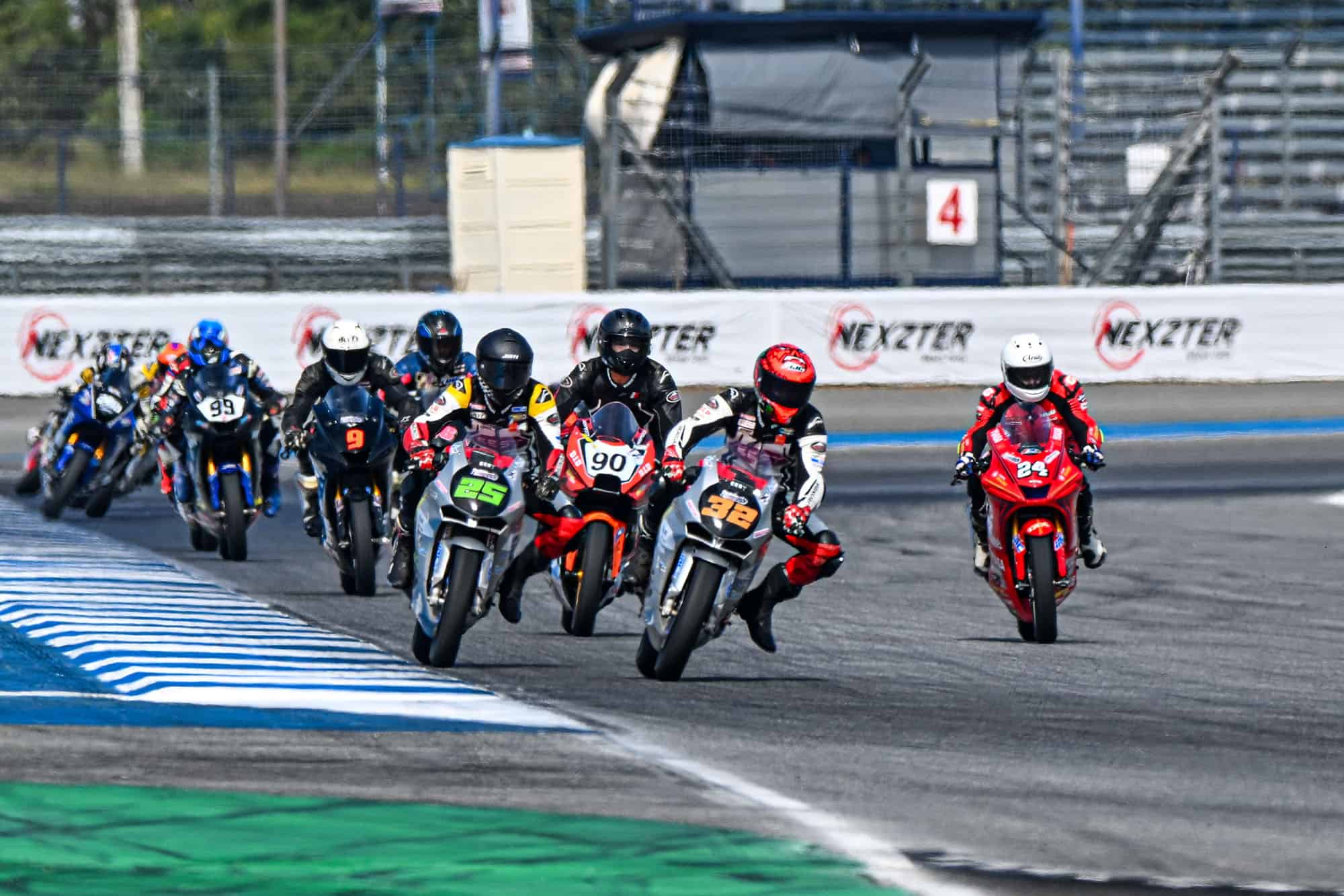 Nexzter BRIC Superbike 2025