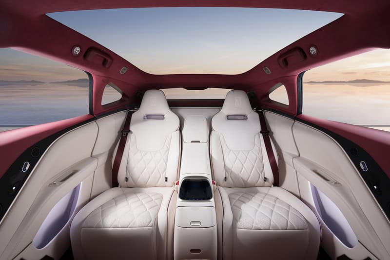 AVATR 11 Royal Edition