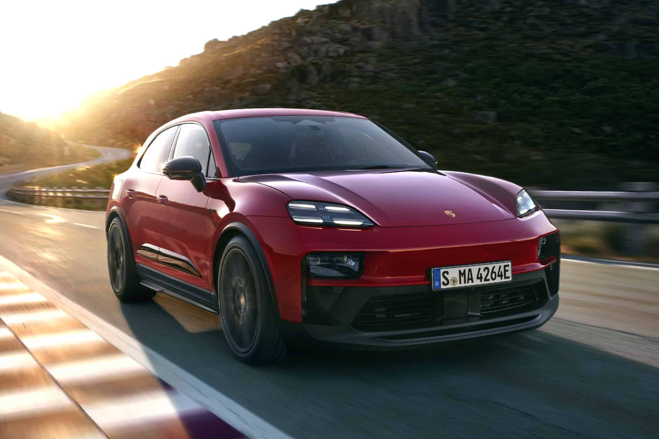 Porsche MACAN EV