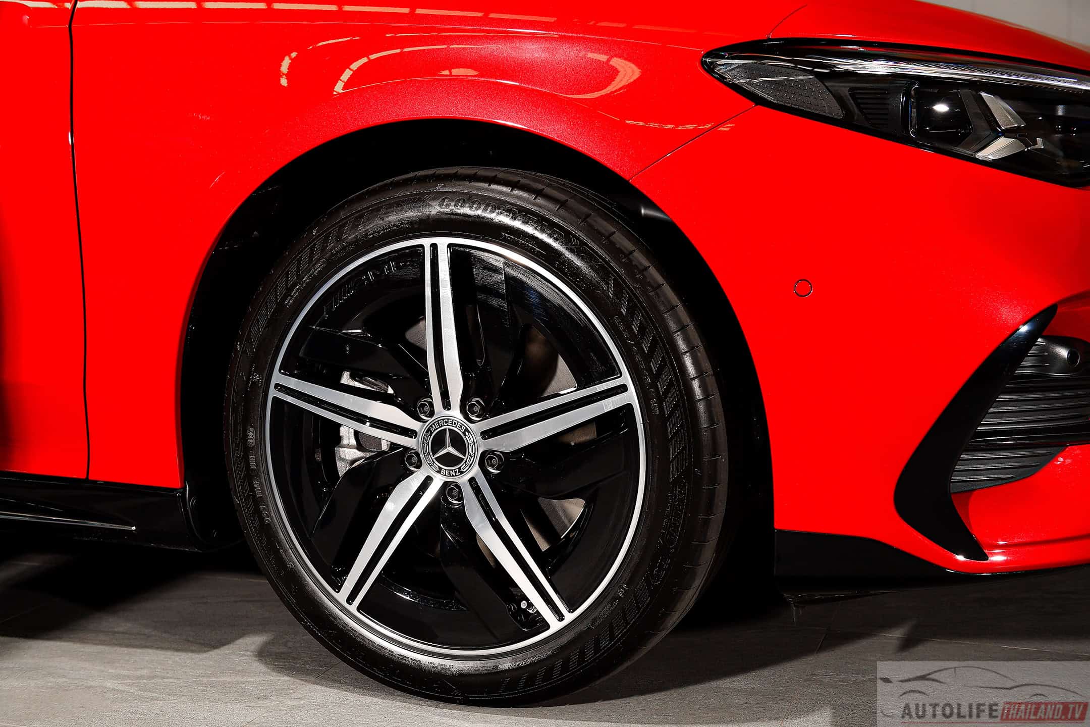 Mercedes-Benz CLA EV