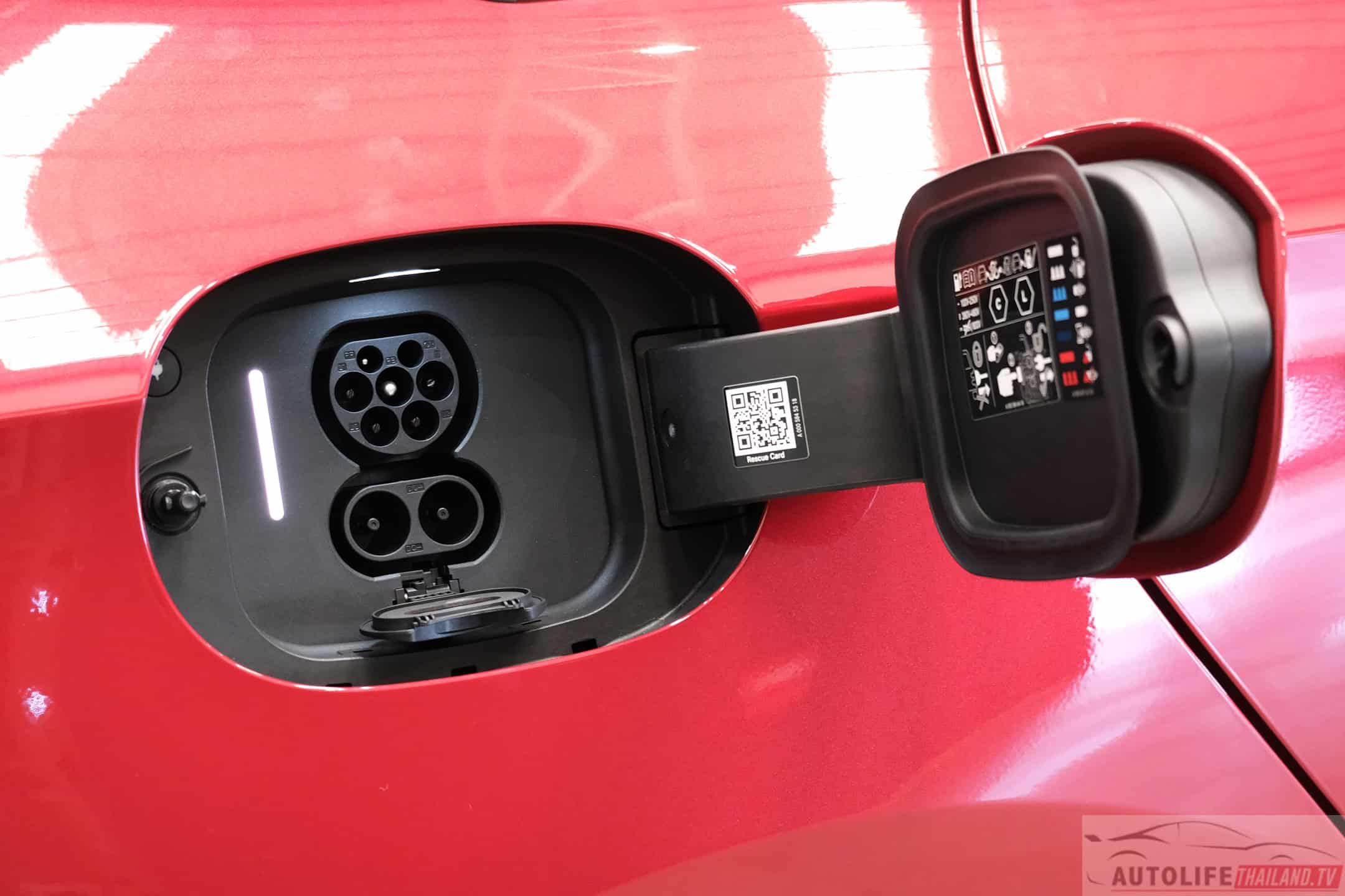 Mercedes-Benz CLA EV