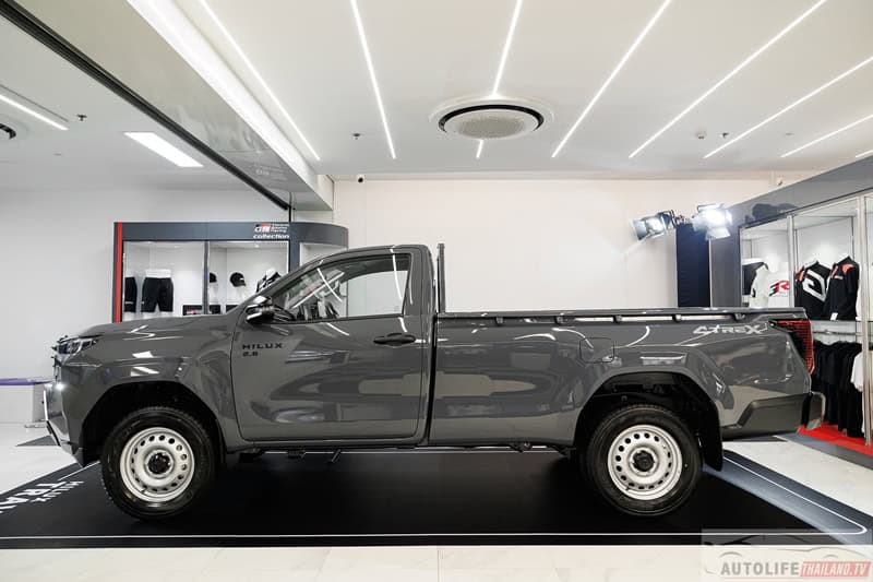 Hilux TRAVO Standard Cab