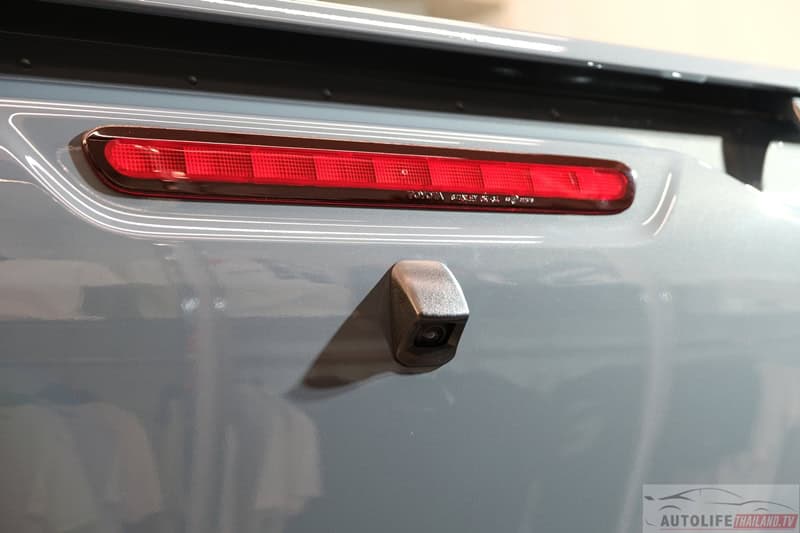 Hilux TRAVO Standard Cab