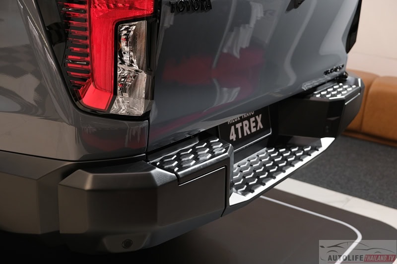 Hilux TRAVO Standard Cab