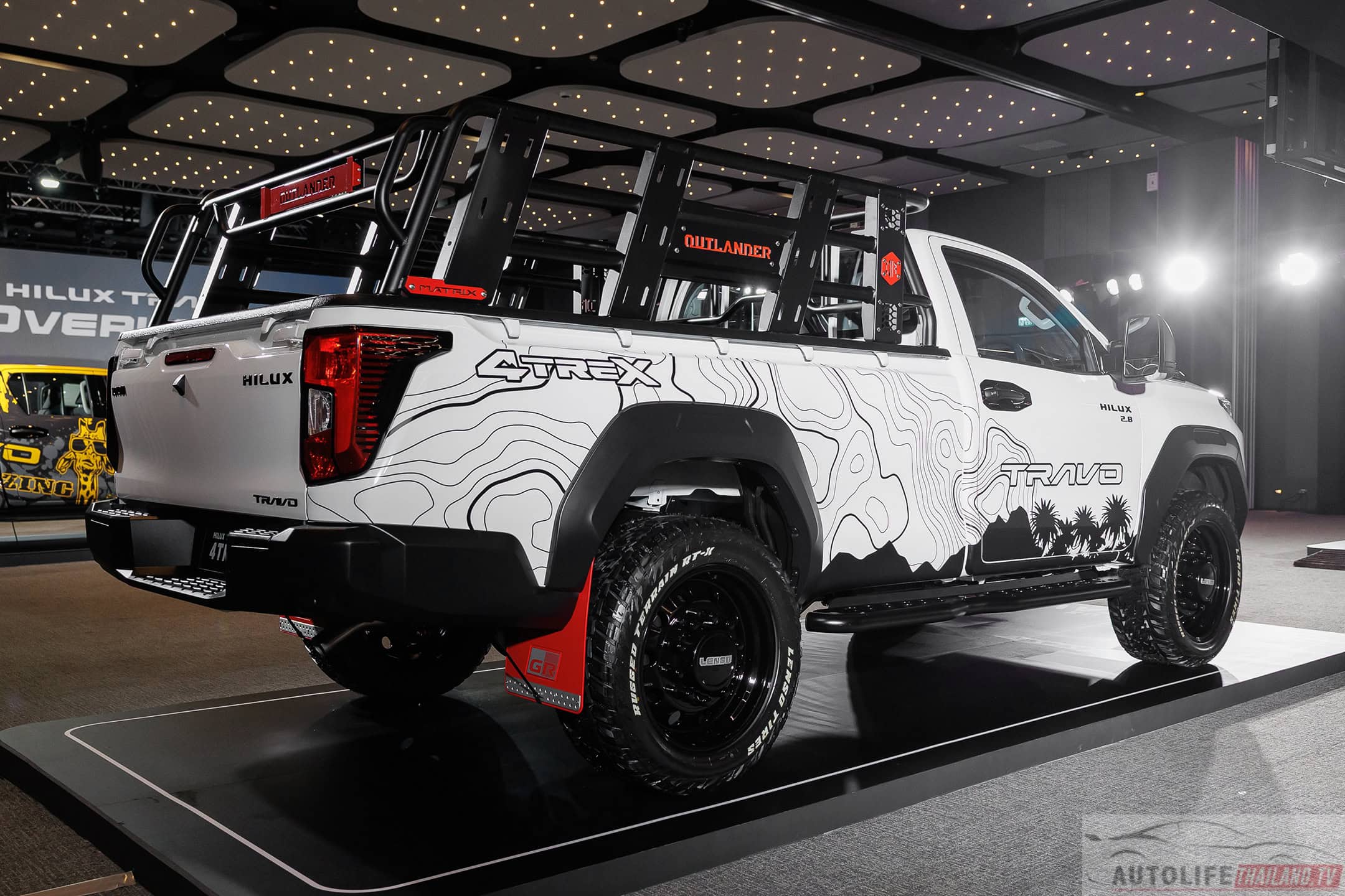 Hilux TRAVO Standard Cab