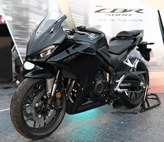 ไทยฮอนด้า เปิดตัว Honda CBR500R E-CLUTCH ราคา 235,800 บาท New Honda CBR500R E-CLUTCH